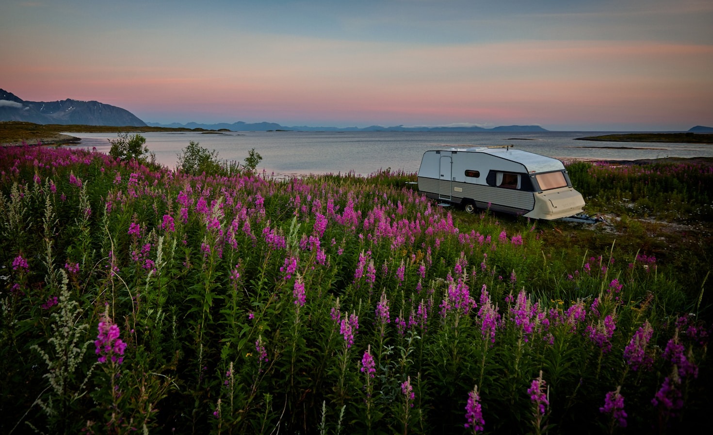 The Joy of Caravanning: Building Friendships and Memories
